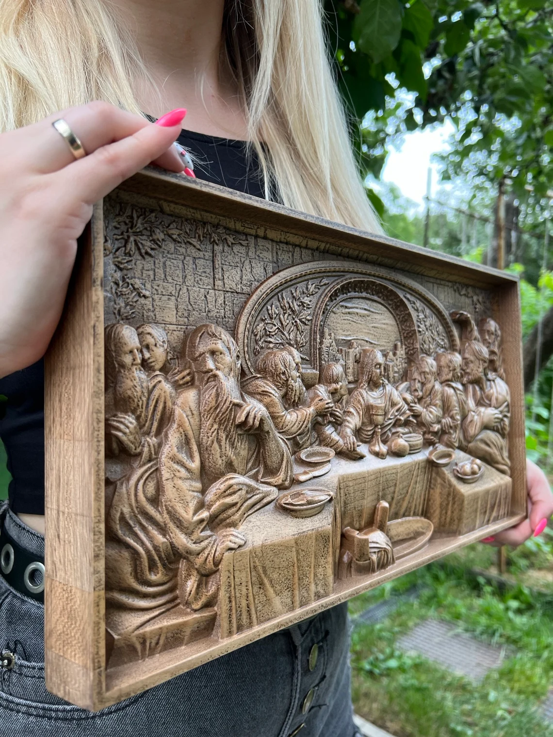 Quadro em relevo da Santa Ceia usinado em madeira